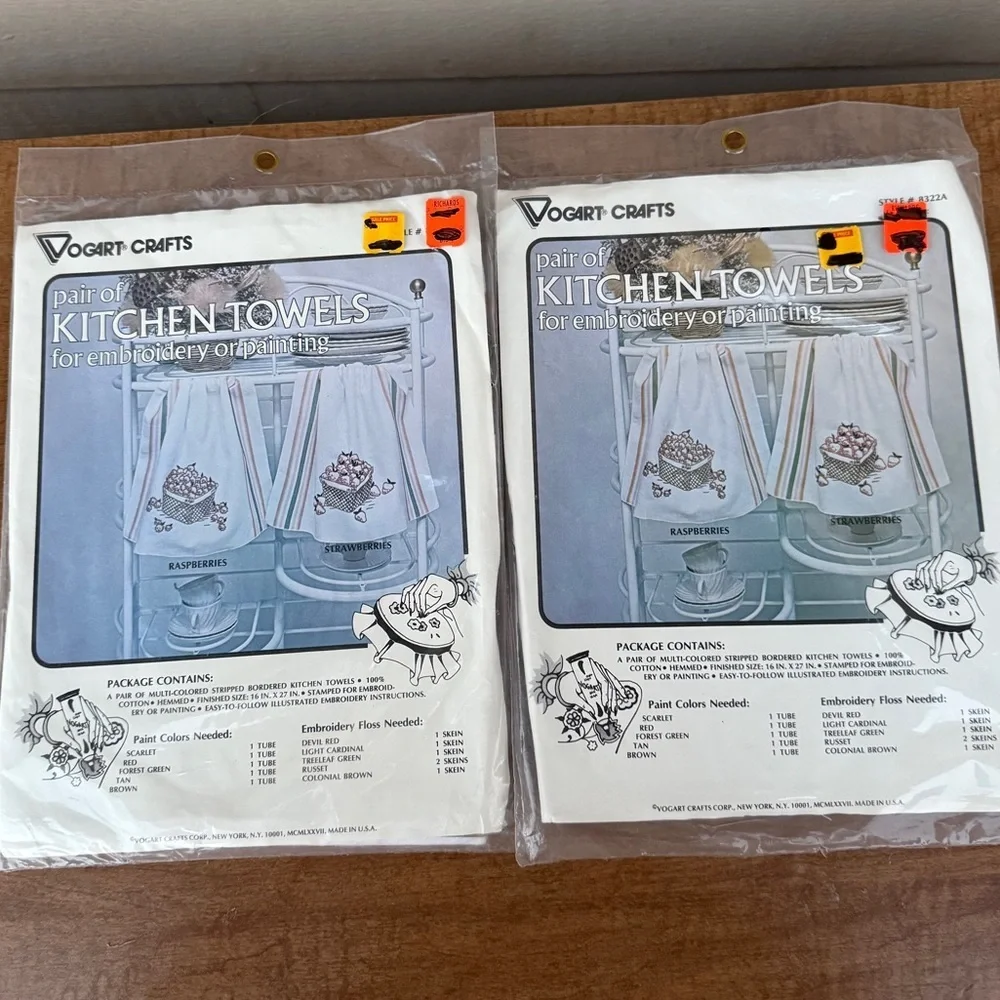 Vogarts Crafts Set of White Kitchen Towels Decorative Embroidery Kit New